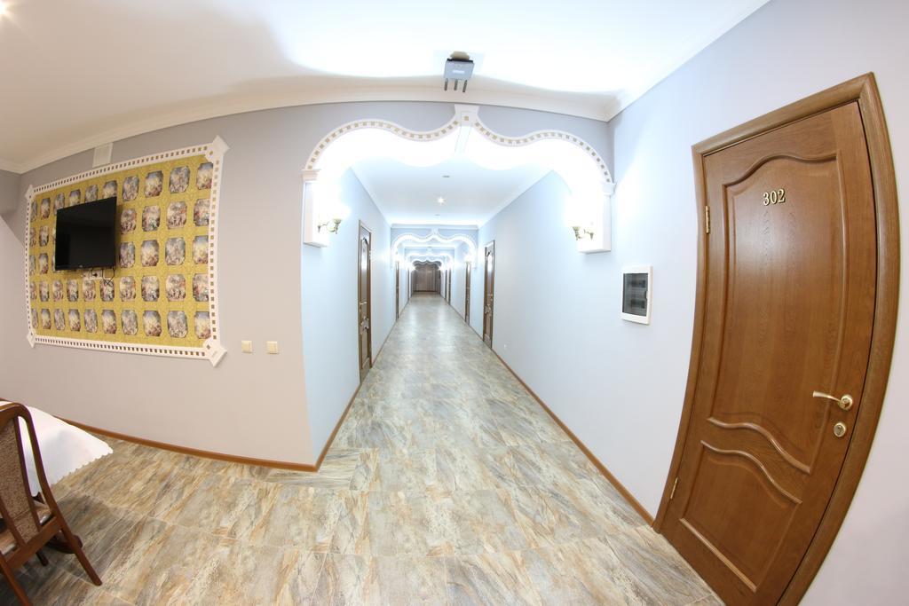 Sky Luxe Hotel Астана Екстериор снимка