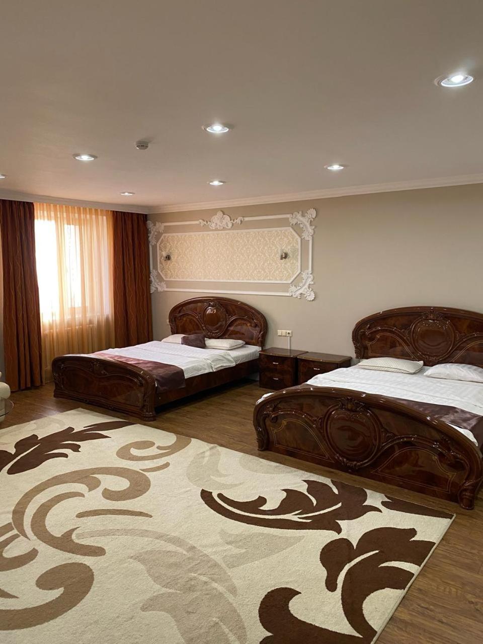 Sky Luxe Hotel Астана Екстериор снимка