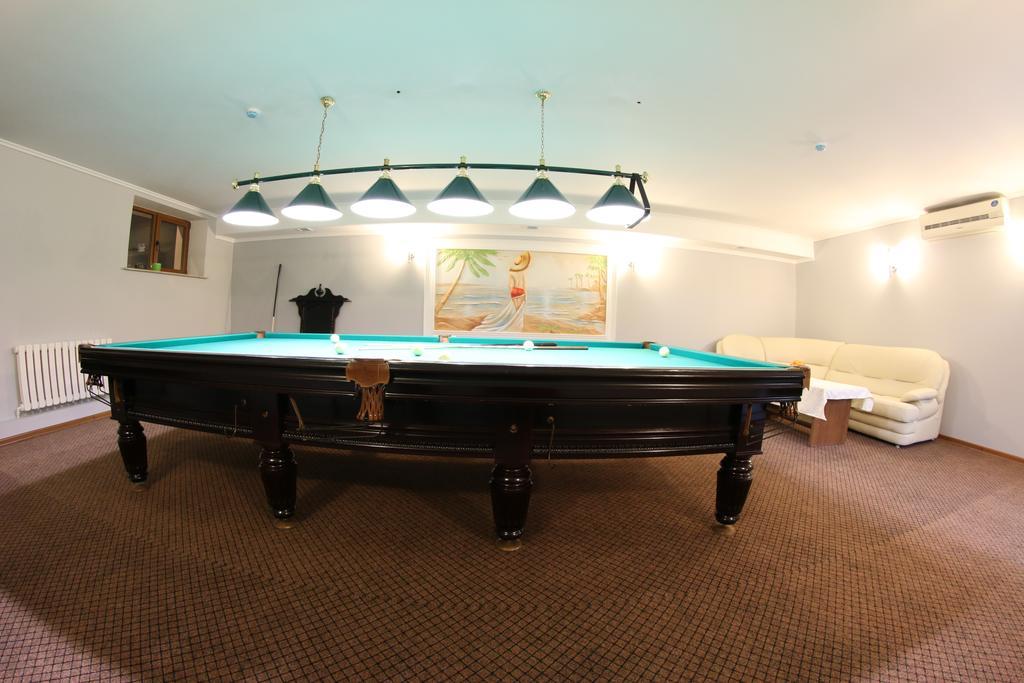 Sky Luxe Hotel Астана Екстериор снимка