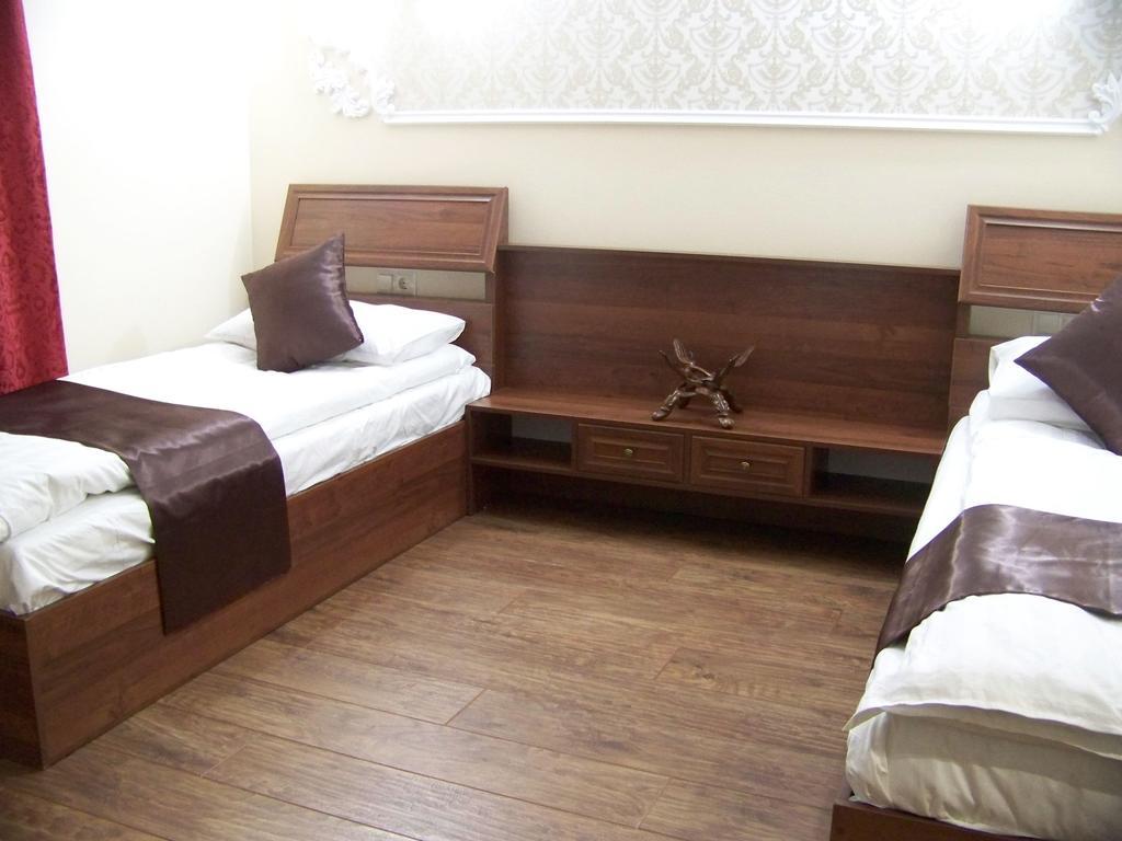 Sky Luxe Hotel Астана Екстериор снимка