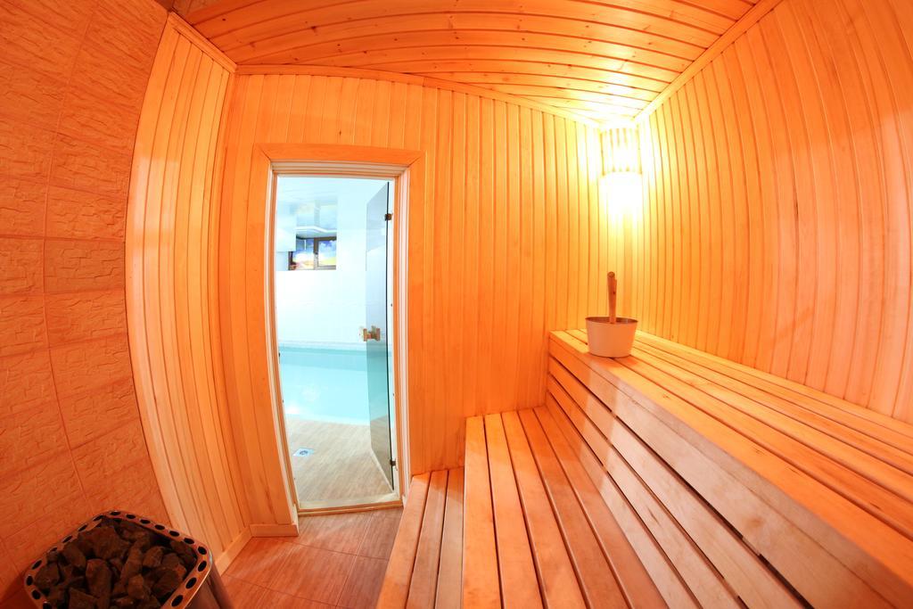 Sky Luxe Hotel Астана Екстериор снимка