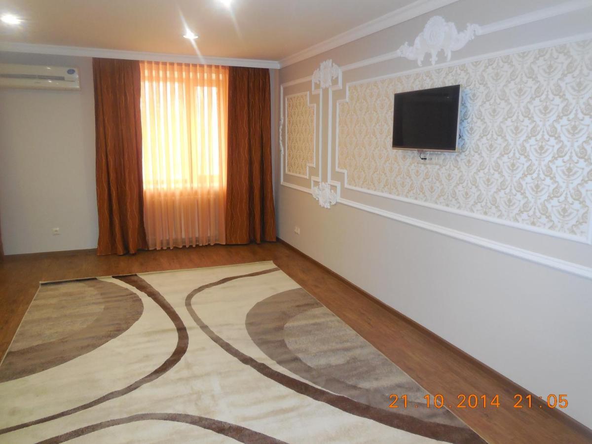Sky Luxe Hotel Астана Екстериор снимка